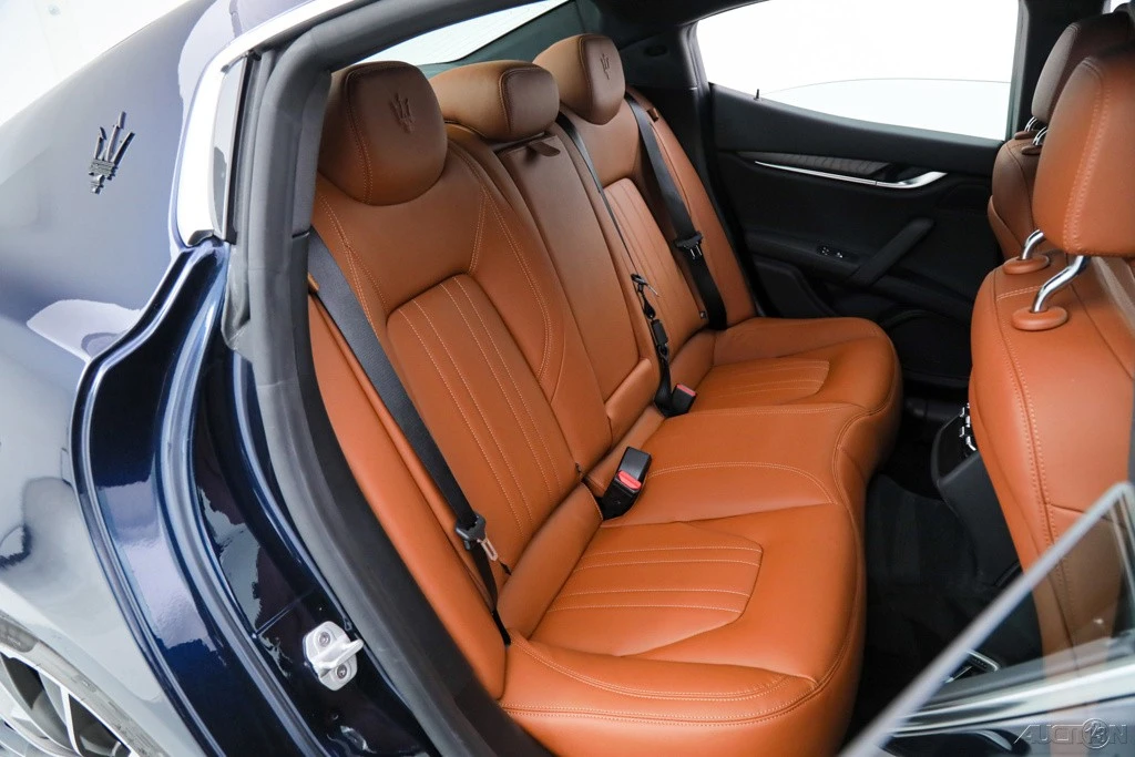 2023 Maserati Ghibli 3rd Gen - Image 15 of 21