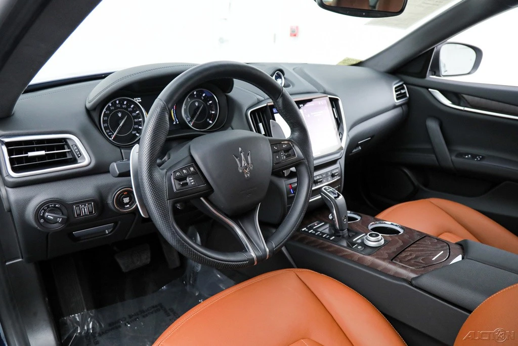 2023 Maserati Ghibli 3rd Gen - Image 17 of 21