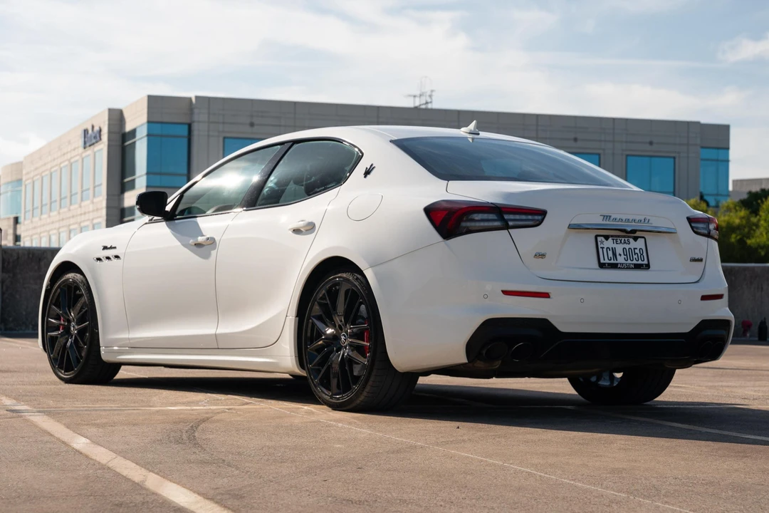 2023 Maserati Ghibli 3rd Gen - Image 4 of 31