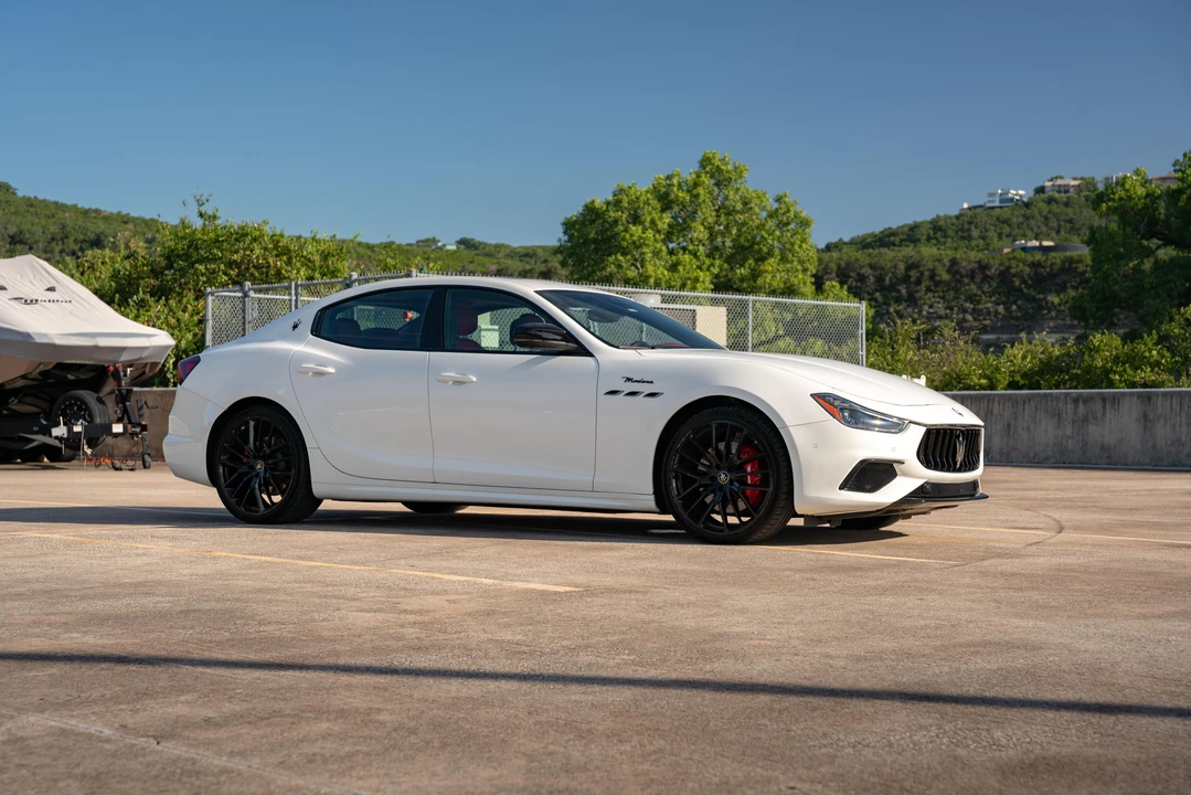 2023 Maserati Ghibli 3rd Gen - Image 20 of 31