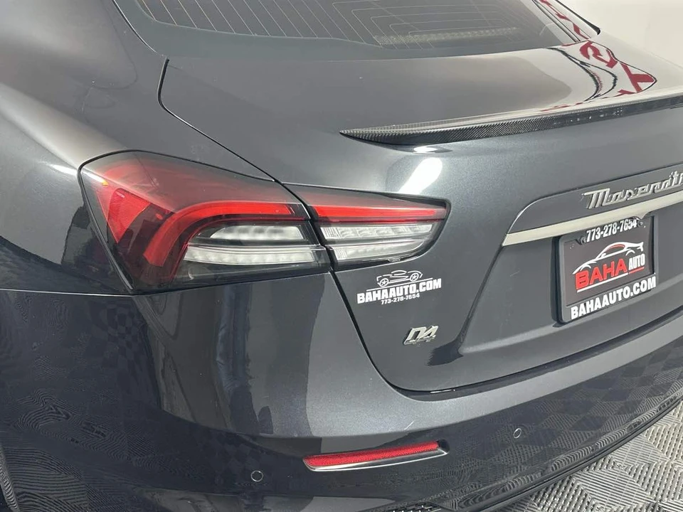 2023 Maserati Ghibli 3rd Gen - Image 16 of 21