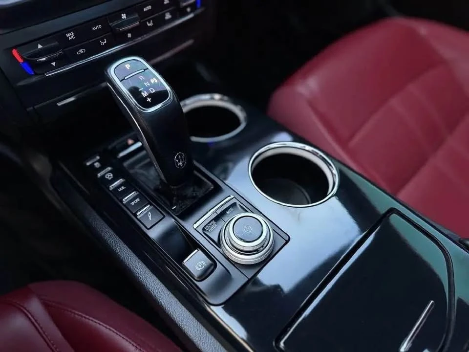 2023 Maserati Ghibli 3rd Gen - Image 16 of 18