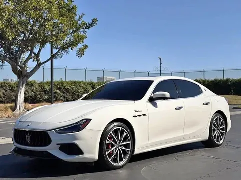 2023 Maserati Ghibli Modena Sedan 4D