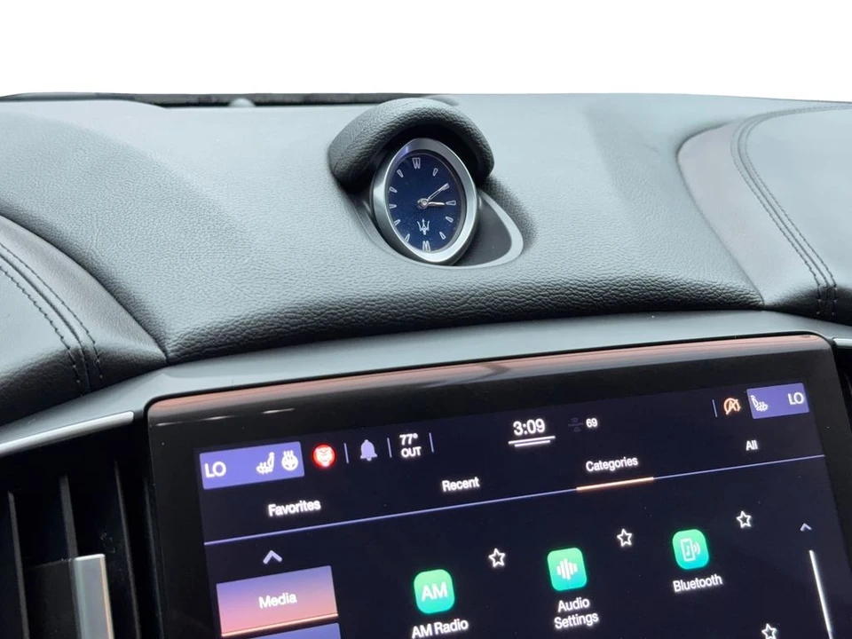 2023 Maserati Ghibli 3rd Gen - Image 26 of 31