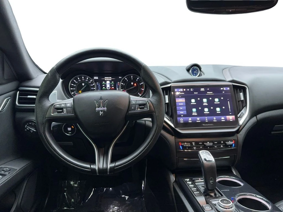 2023 Maserati Ghibli 3rd Gen - Image 18 of 31