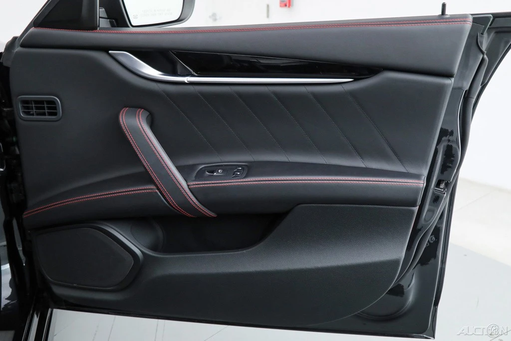 2023 Maserati Ghibli 3rd Gen - Image 11 of 21