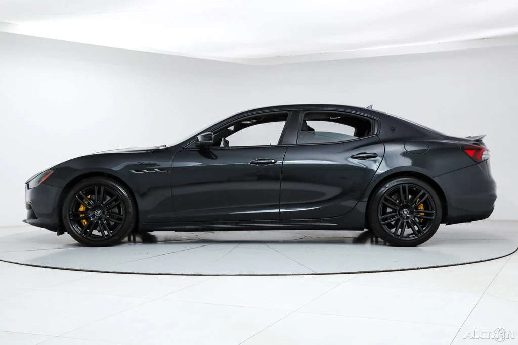 2023 Maserati Ghibli 3rd Gen - Image 2 of 21