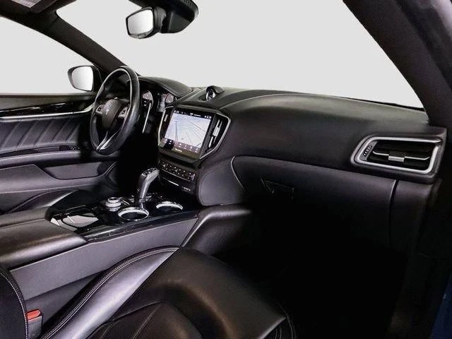 2023 Maserati Ghibli 3rd Gen - Image 15 of 20