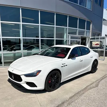 2023 Maserati Ghibli Modena Q4
