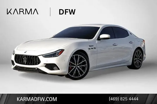 2023 Maserati Ghibli Modena