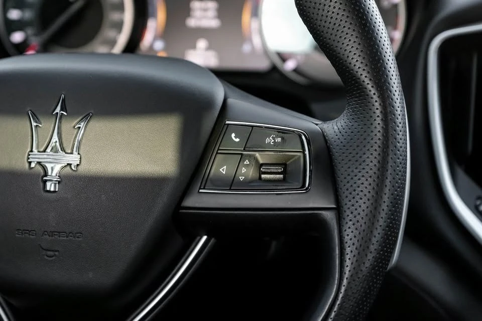 2023 Maserati Ghibli 3rd Gen - Image 17 of 20