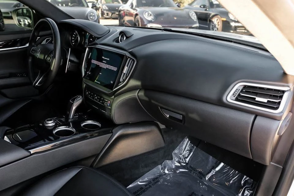 2023 Maserati Ghibli 3rd Gen - Image 10 of 20