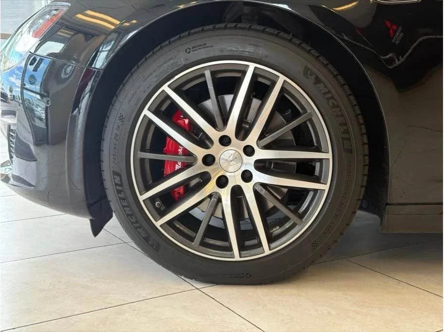 2023 Maserati Ghibli 3rd Gen - Image 7 of 19