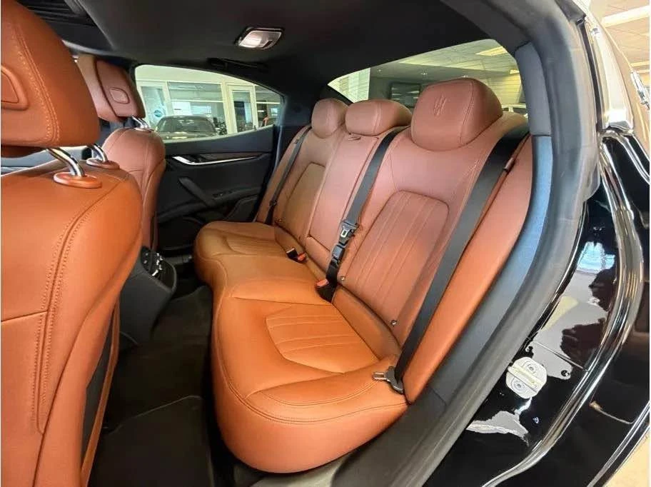 2023 Maserati Ghibli 3rd Gen - Image 17 of 19