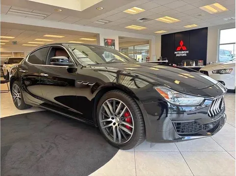 2023 Maserati Ghibli Sedan 4D
