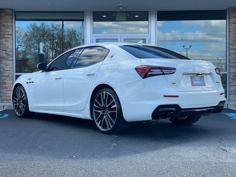 2023 Maserati Ghibli 3rd Gen - Image 10 of 12