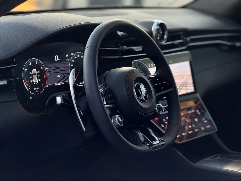 2023 Maserati Grecale - Image 3 of 4