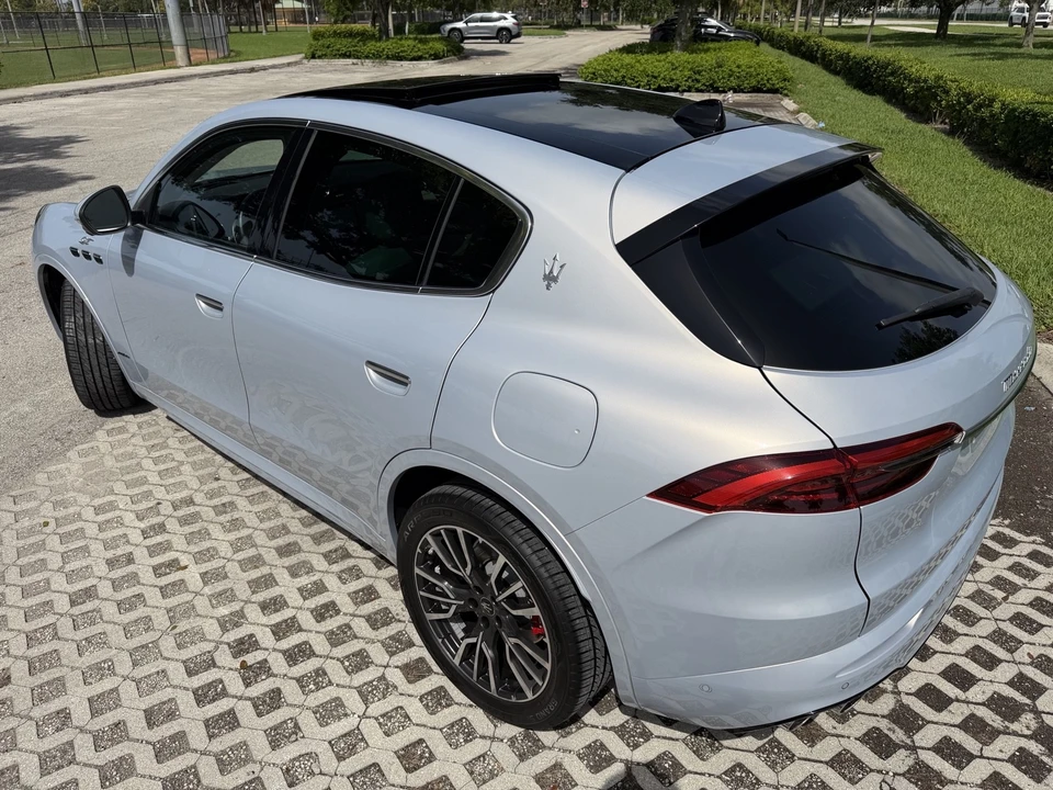 2023 Maserati Grecale - Image 8 of 31