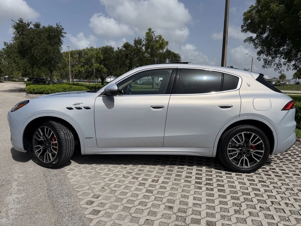 2023 Maserati Grecale - Image 4 of 31