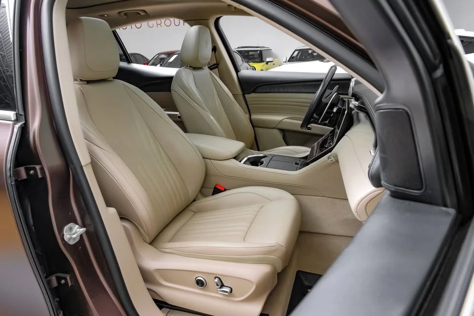 2023 Maserati Grecale - Image 15 of 20