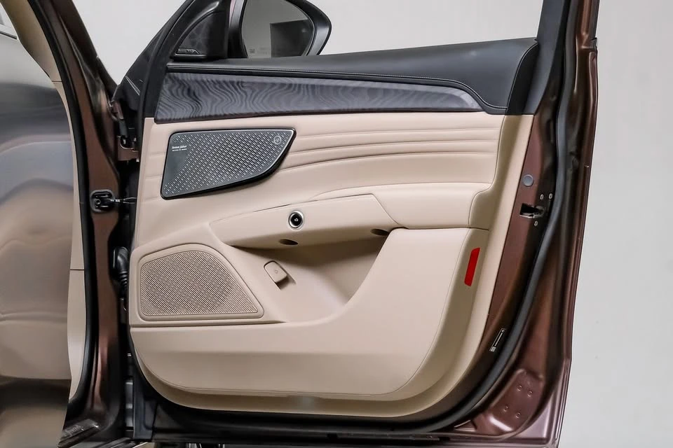 2023 Maserati Grecale - Image 19 of 20