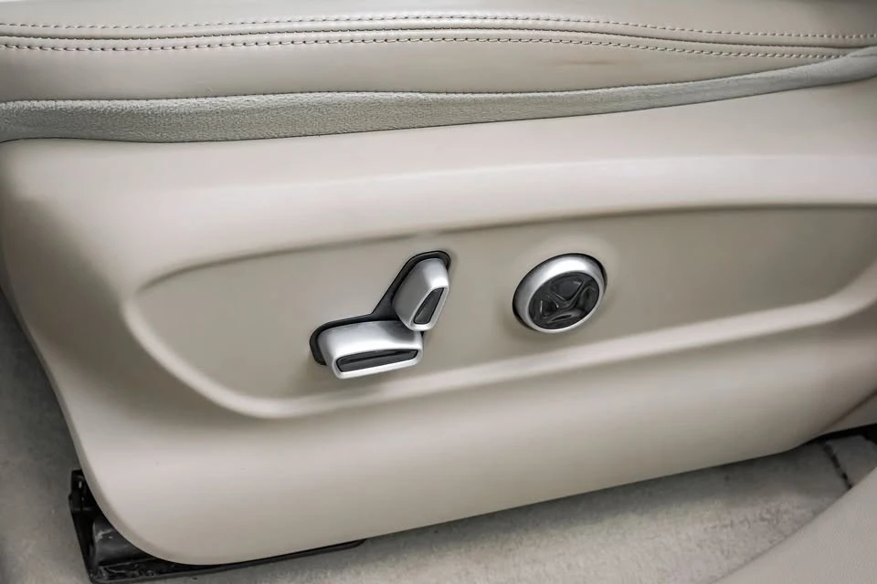 2023 Maserati Grecale - Image 10 of 20