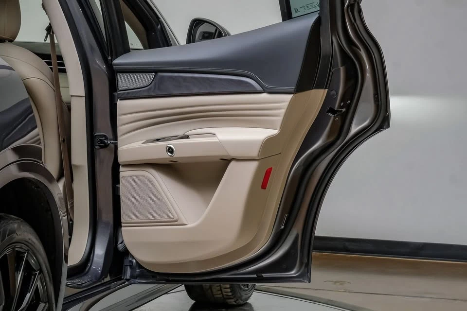 2023 Maserati Grecale - Image 13 of 20