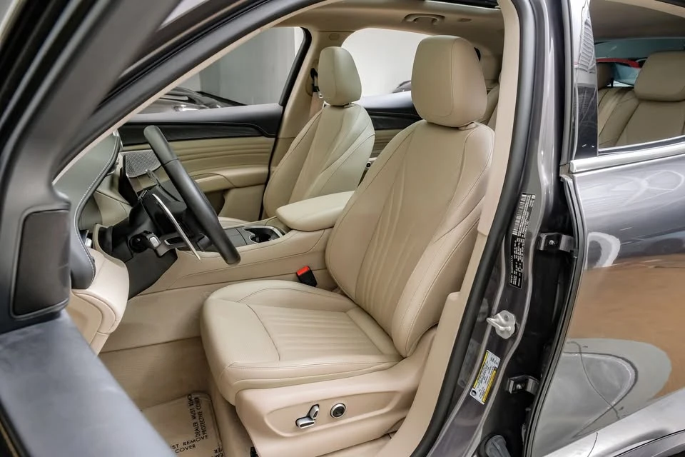 2023 Maserati Grecale - Image 14 of 20