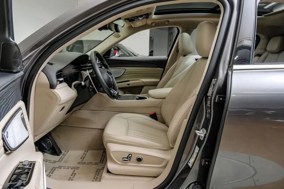 2023 Maserati Grecale - Image 13 of 20
