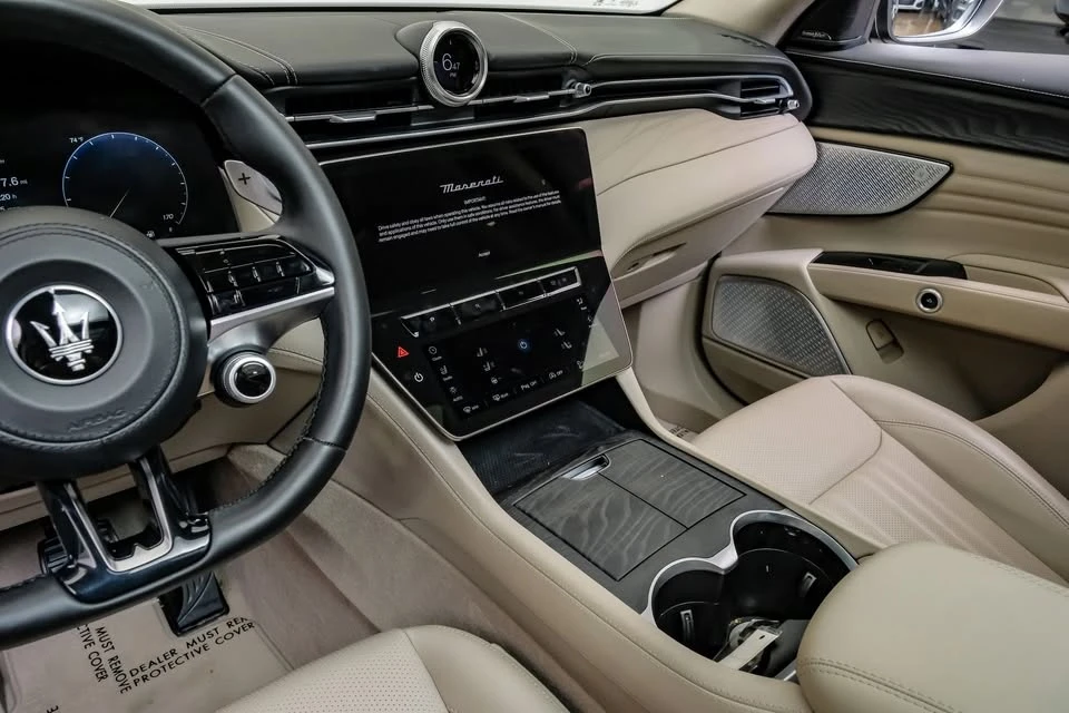 2023 Maserati Grecale - Image 11 of 20