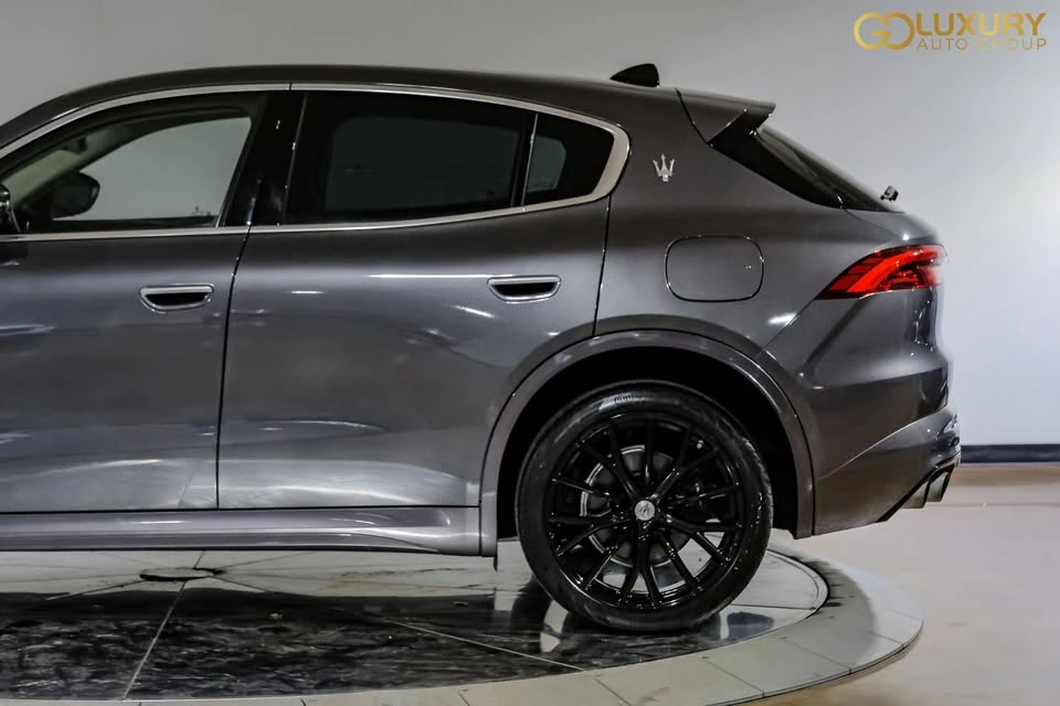 2023 Maserati Grecale - Image 2 of 20