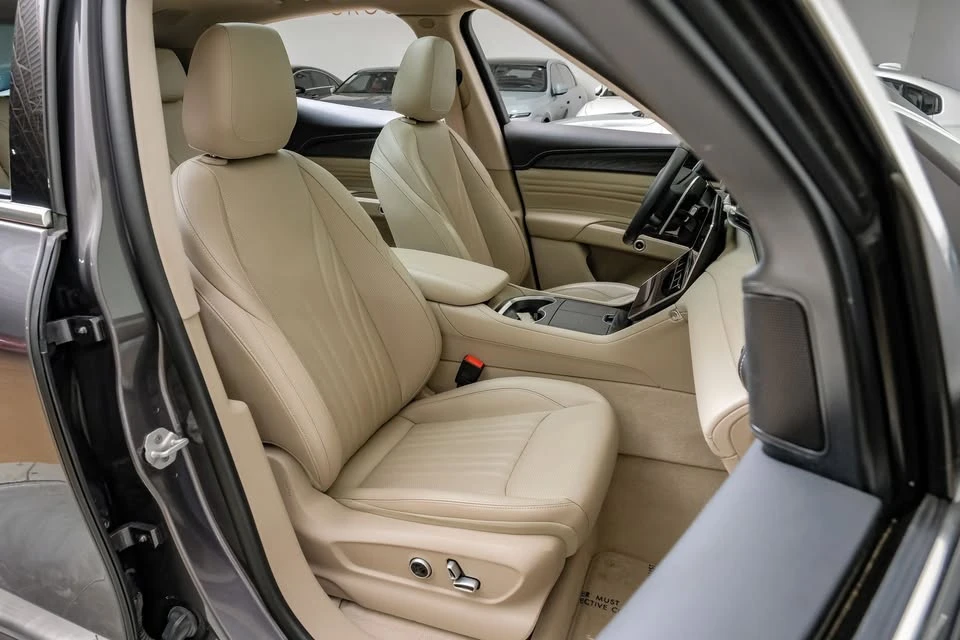 2023 Maserati Grecale - Image 7 of 20