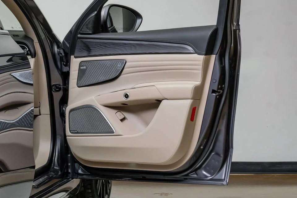 2023 Maserati Grecale - Image 4 of 20