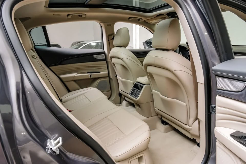2023 Maserati Grecale - Image 15 of 20