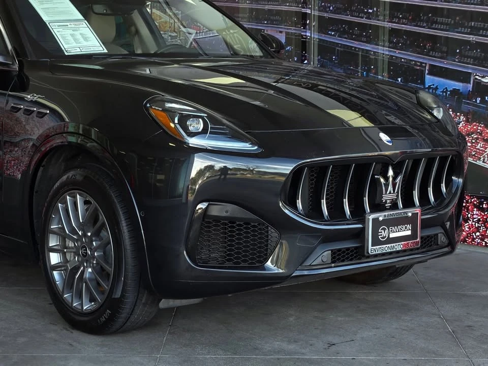 2023 Maserati Grecale - Image 2 of 20