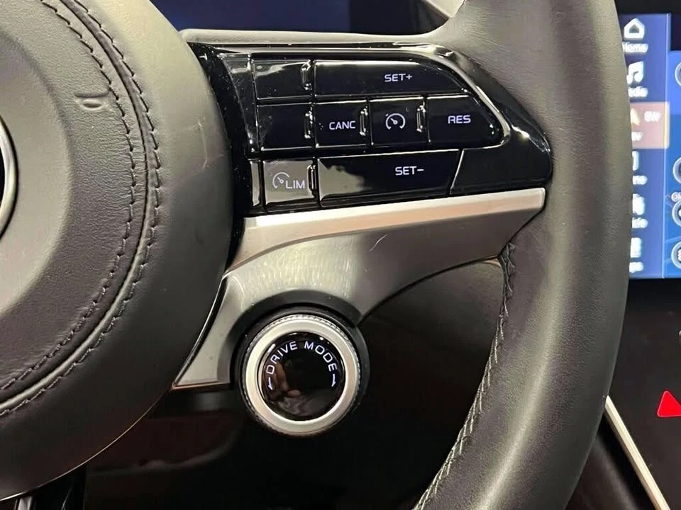 2023 Maserati Grecale - Image 16 of 20