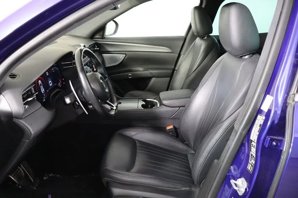 2023 Maserati Grecale - Image 8 of 20