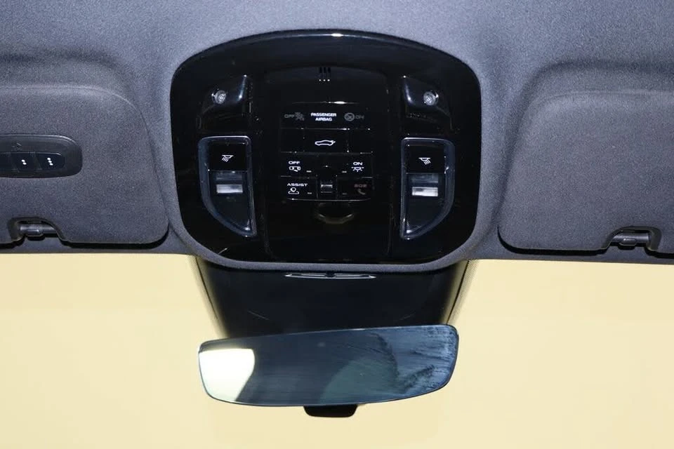 2023 Maserati Grecale - Image 12 of 20