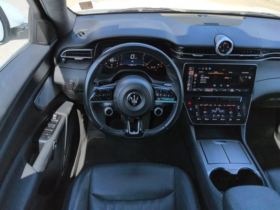 2023 Maserati Grecale - Image 16 of 19