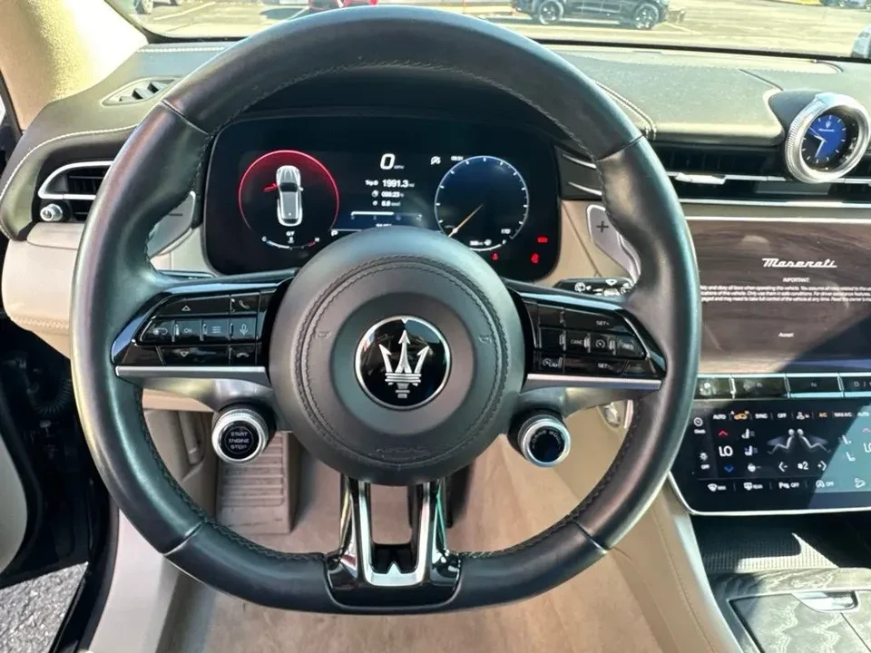 2023 Maserati Grecale - Image 15 of 20