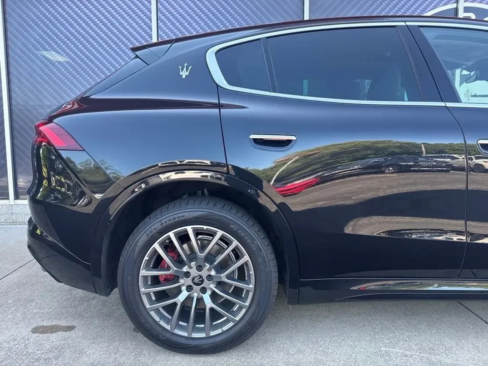 2023 Maserati Grecale - Image 6 of 20