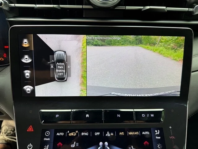 2023 Maserati Grecale - Image 28 of 31