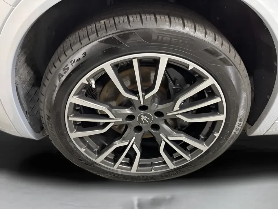 2023 Maserati Grecale - Image 17 of 17