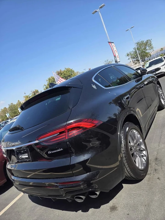 2023 Maserati Grecale - Image 2 of 5