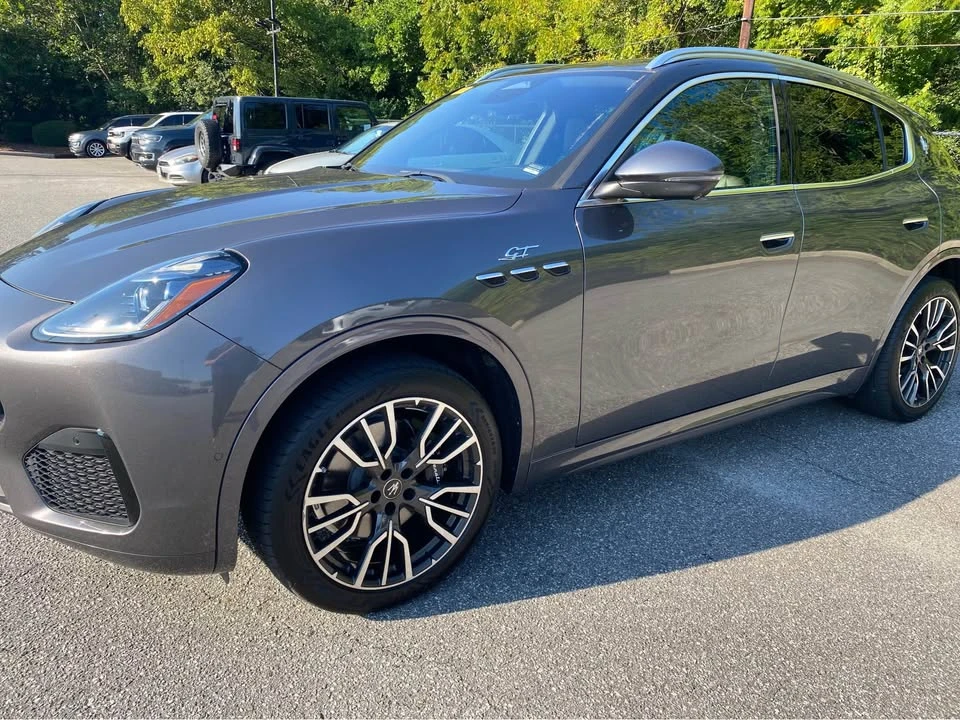 2023 Maserati Grecale - Image 2 of 20