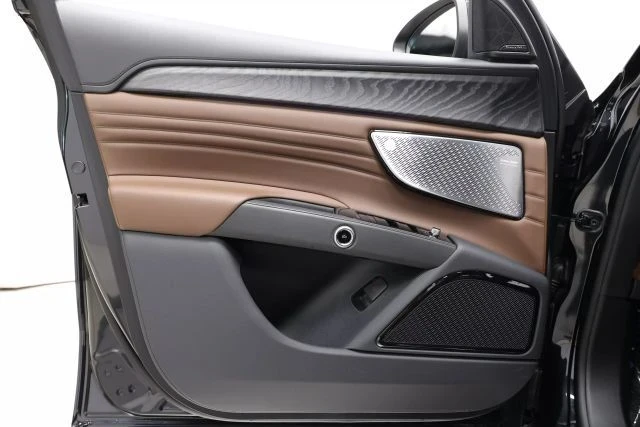 2023 Maserati Grecale - Image 9 of 12