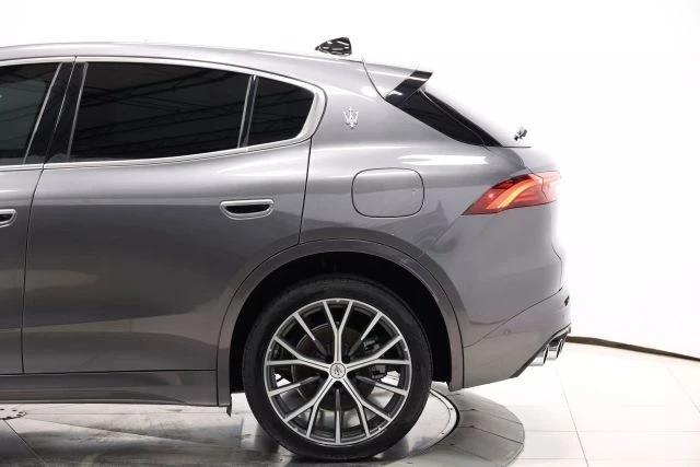 2023 Maserati Grecale - Image 8 of 12