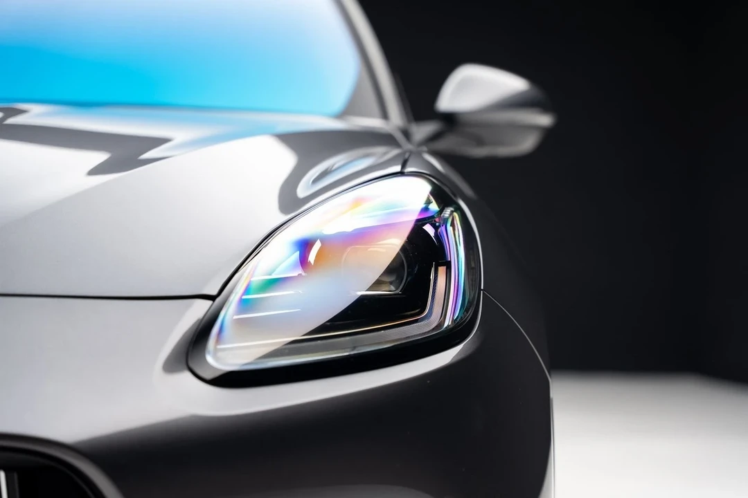 2023 Maserati Grecale - Image 9 of 12