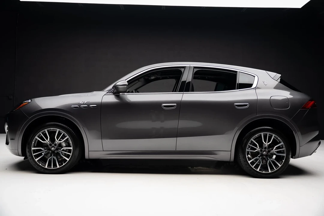2023 Maserati Grecale - Image 17 of 21