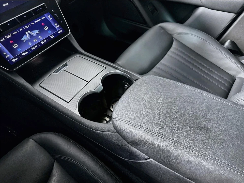 2023 Maserati Grecale - Image 9 of 31